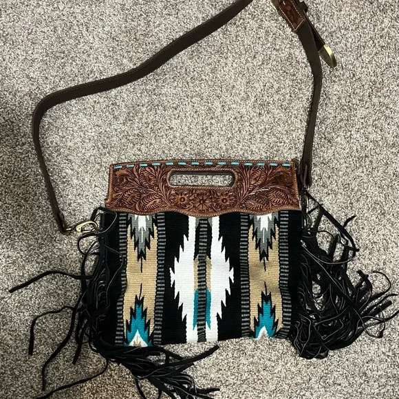 Turquoise Accent Southwestern Fringe Crossbody Bag - Unbranded NWOT - Picture 2 of 7